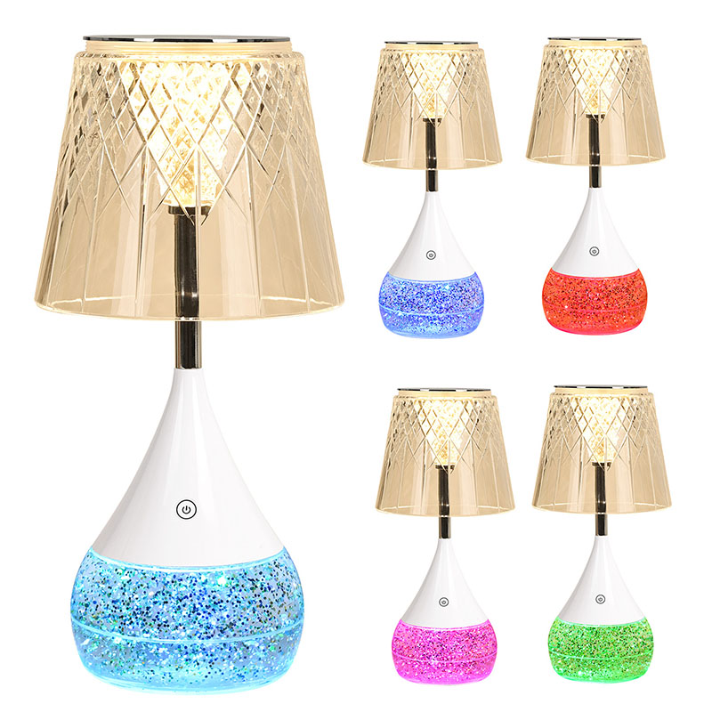 Crystal Shade ပါရှိသော Luxury Cone သည် စားပွဲတင်မီးအိမ်