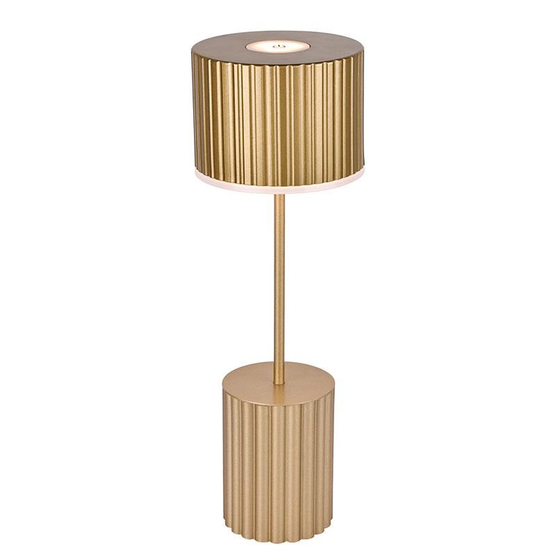 သတ္တုအရိပ်တွင် ဘက်ထရီပါသော စားပွဲတင်မီးအိမ်ငယ်